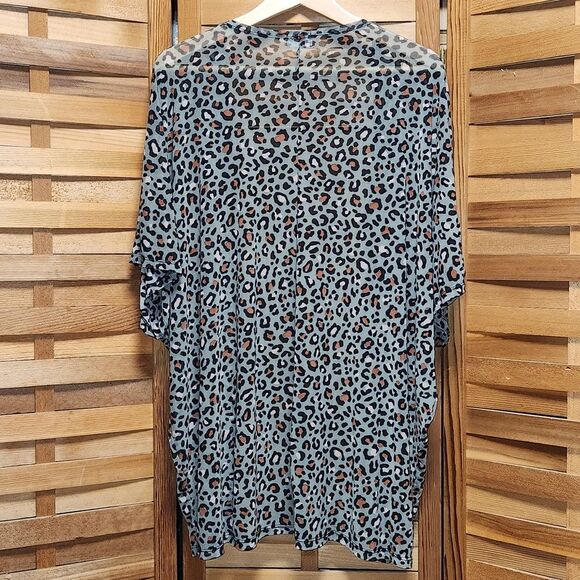 Texas True Threads Leopard Print Short Sleeve Kimono Women's Size L - Picture 2 of 6